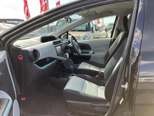 TOYOTA AUQA
