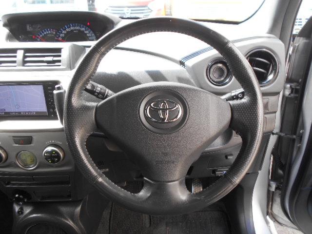 TOYOTA bB